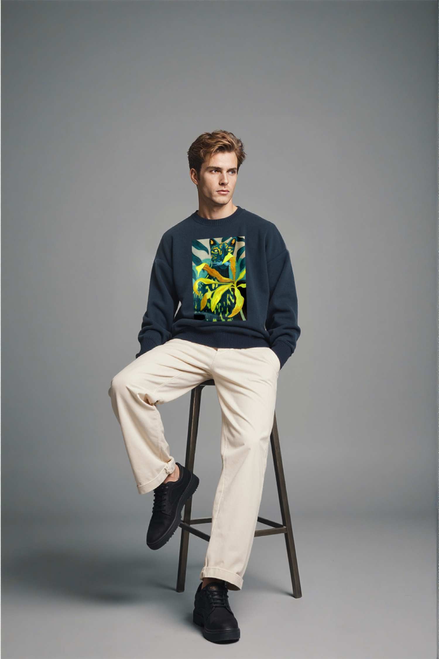 Crewneck Sweatshirt - Fleece-Lined (420g) in Dark Blue